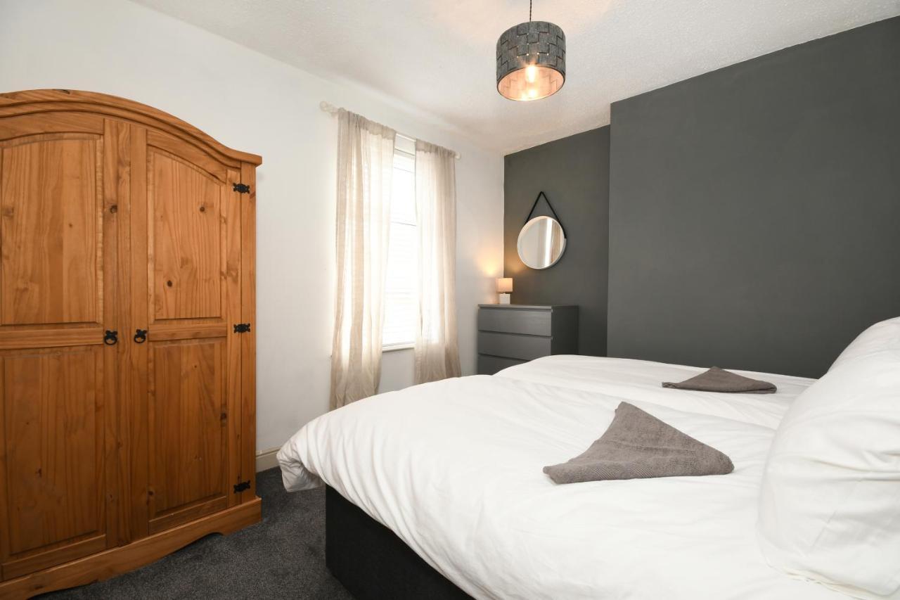 Cottage Style 3 Bedroom House - Close To City Centre & The Peaks Chesterfield Esterno foto